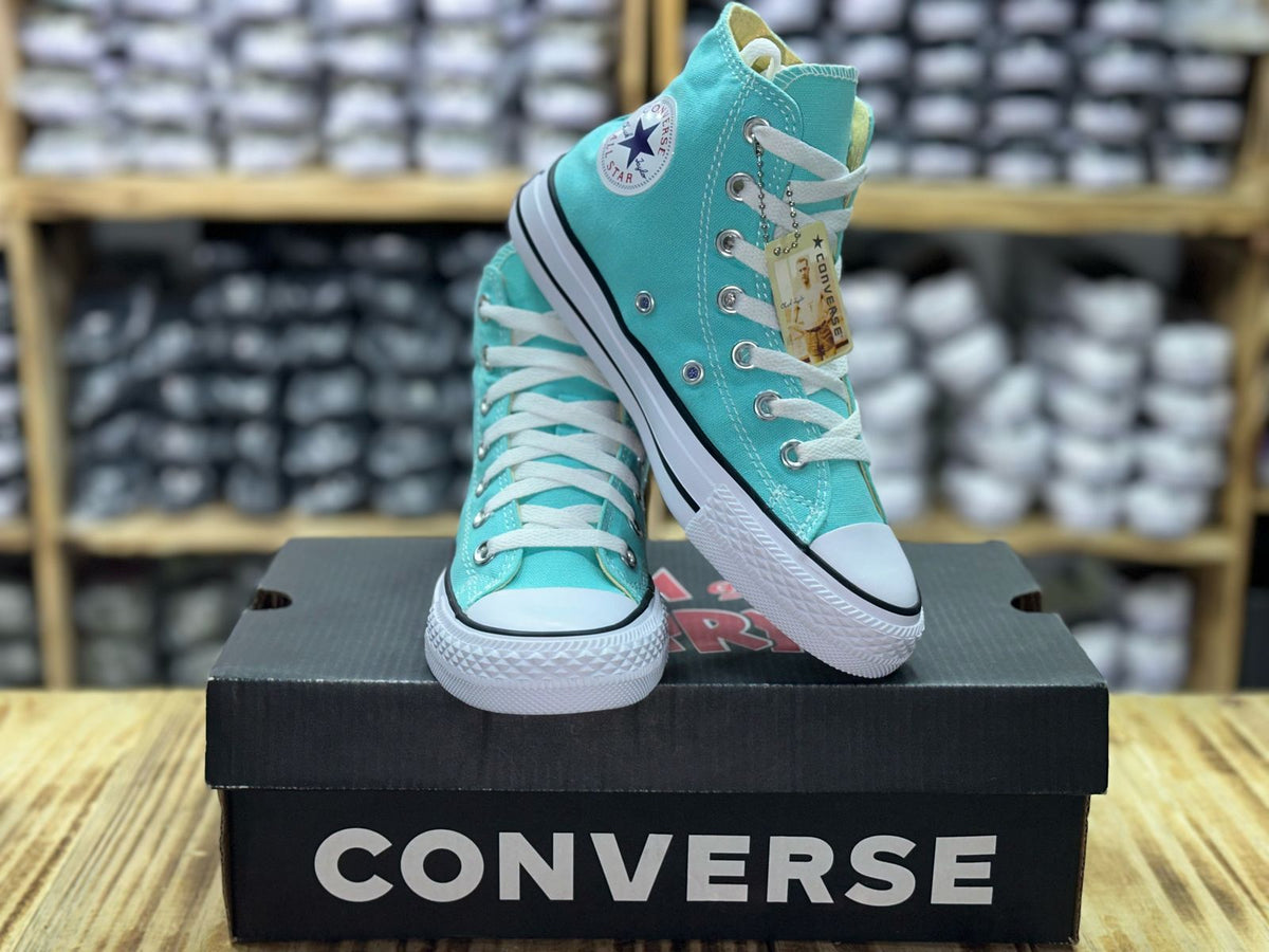 CONVERSE BOTA CLÁSICA  IMPORTADAS