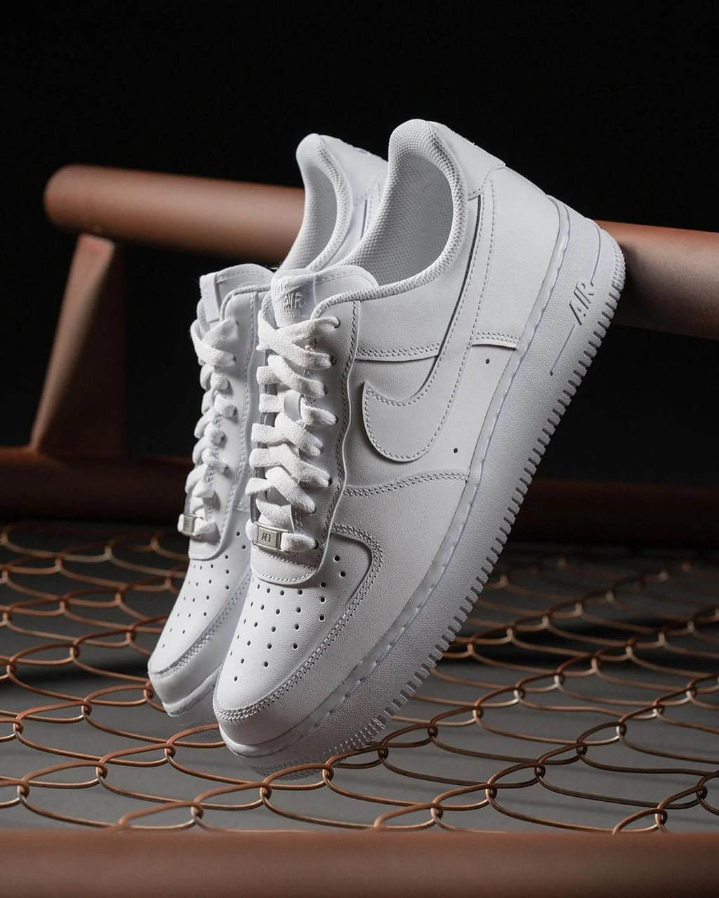 NIKE  FORCE ONE